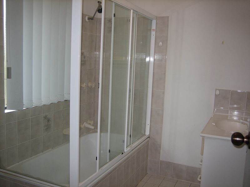 10/111 Little Usher Avenue, Labrador QLD 4215