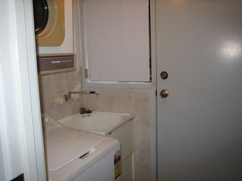 10/111 Little Usher Avenue, Labrador QLD 4215