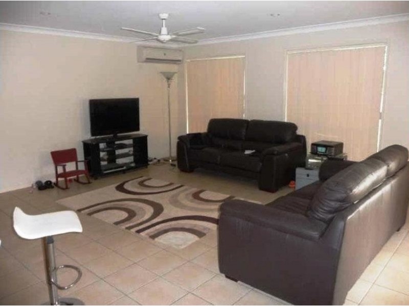84 Tee Trees Boulevard, Arundel QLD 4214