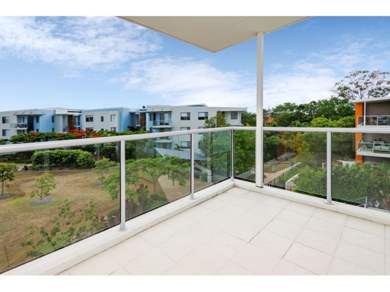633/64-68 Sickle Avenue, Hope Island QLD 4212