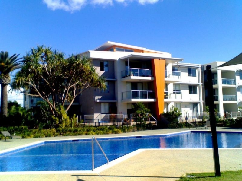 633/64-68 Sickle Avenue, Hope Island QLD 4212
