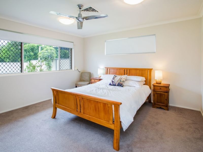 25 OGrady Drive, Paradise Point QLD 4216