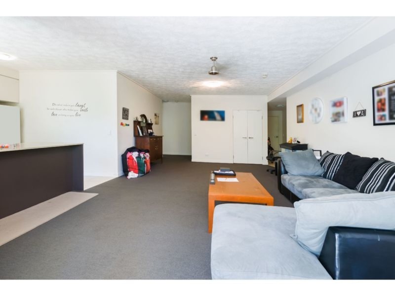 616/64-68 Sickle Avenue, Hope Island QLD 4212