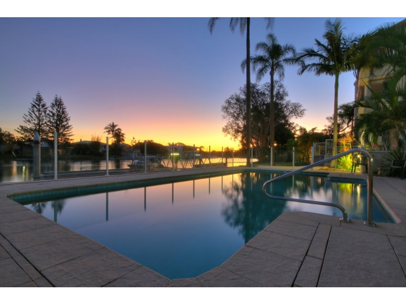 18/52 Back Street, Biggera Waters QLD 4216