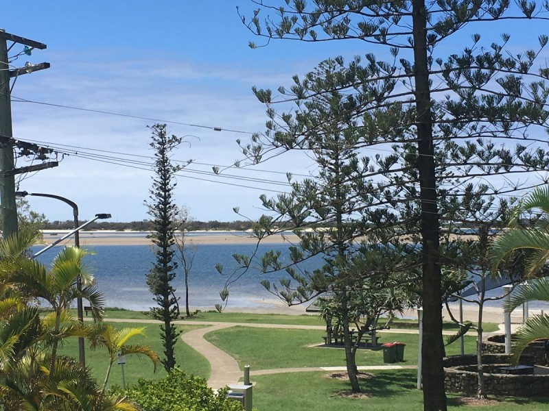 202/182-192 Marine Parade, Labrador QLD 4215