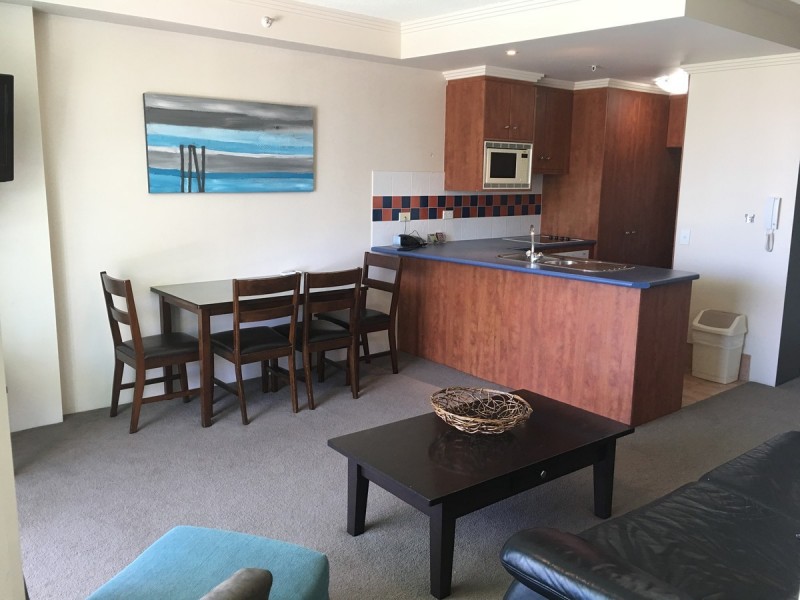 202/182-192 Marine Parade, Labrador QLD 4215