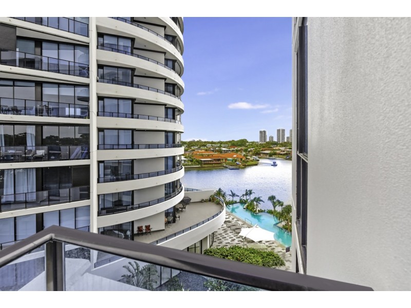2410/5 Harbour Side Court, Biggera Waters QLD 4216