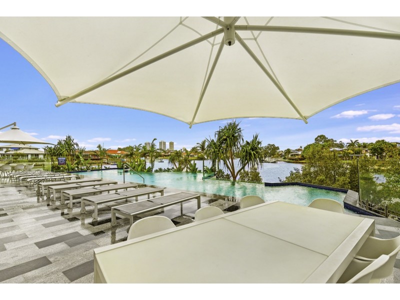 2410/5 Harbour Side Court, Biggera Waters QLD 4216