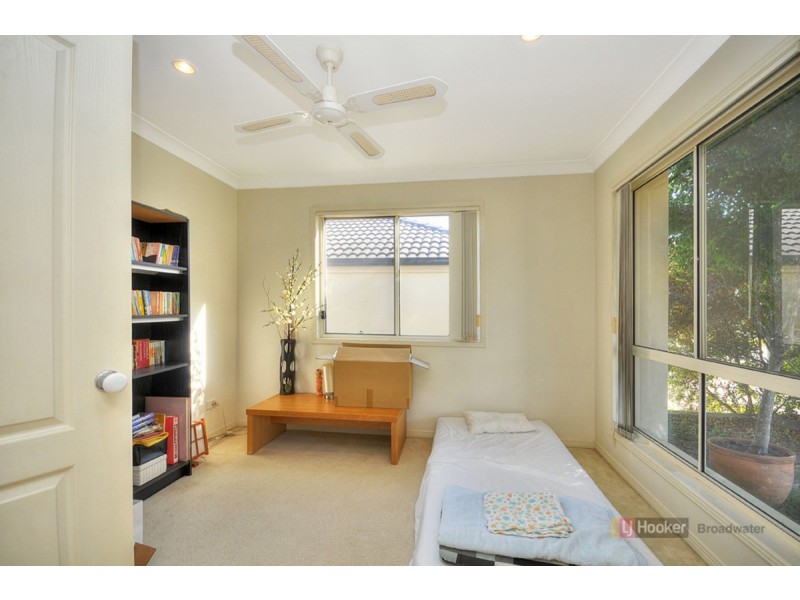 82 Tee Trees Boulevarde, Arundel QLD 4214