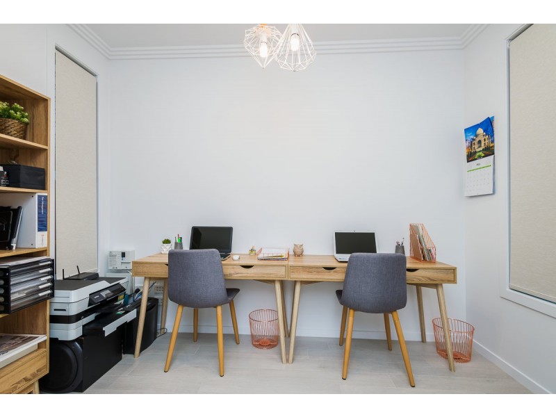 7 North Quay Circuit, Hope Island QLD 4212