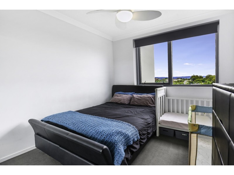 517/19 Imperial Parade, Labrador QLD 4215