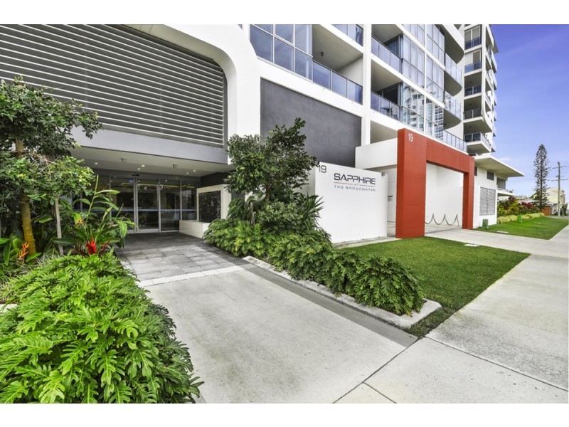 517/19 Imperial Parade, Labrador QLD 4215