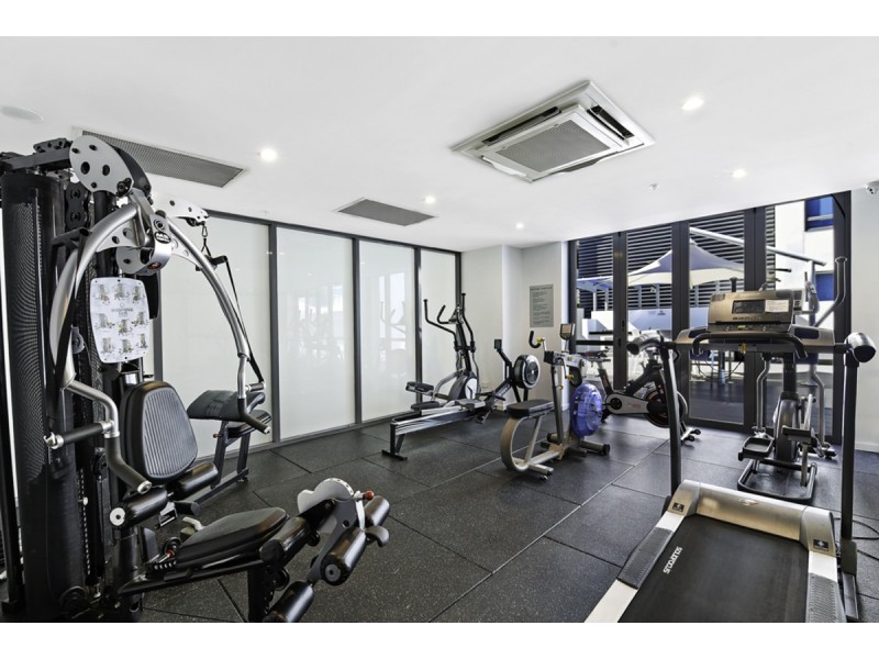 517/19 Imperial Parade, Labrador QLD 4215