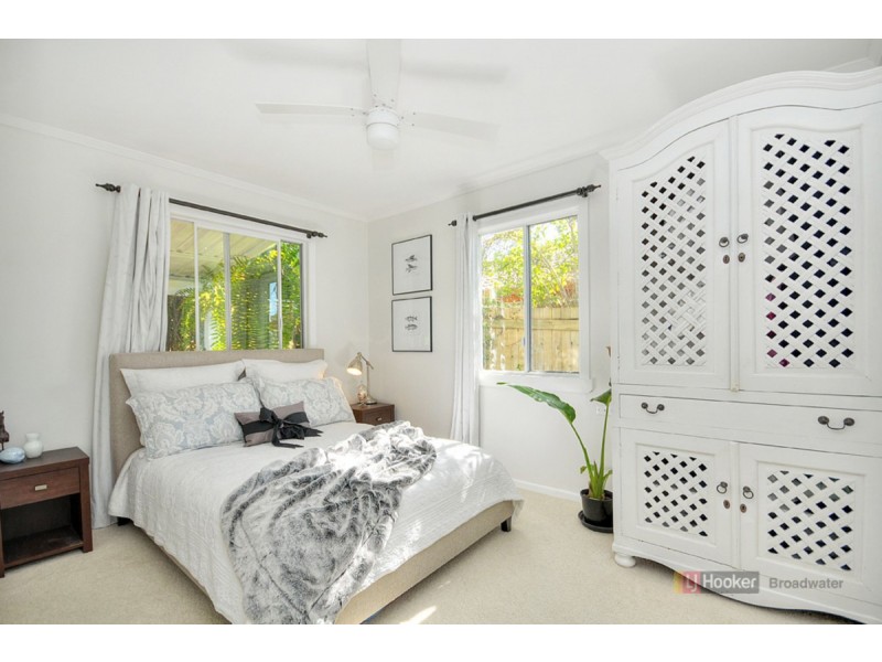 26 Geoffrey Avenue, Southport QLD 4215