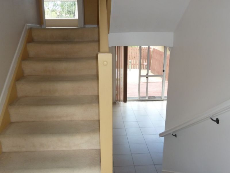 6/77 Government Road, Labrador QLD 4215