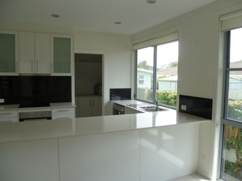 2/32 Parr Street, Biggera Waters QLD 4216