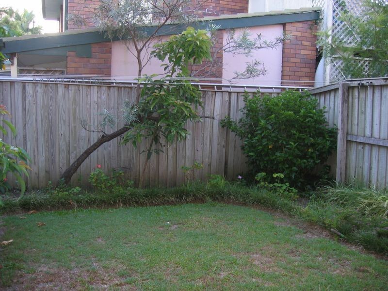 9/142 The Esplanade, Paradise Point QLD 4216