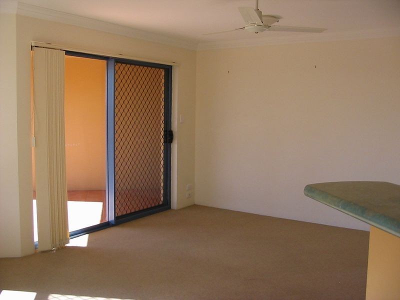 6/89 Frank Street, Labrador QLD 4215