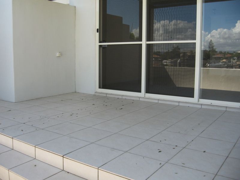 2/22 Back Street, Biggera Waters QLD 4216