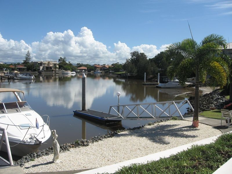 2/22 Back Street, Biggera Waters QLD 4216