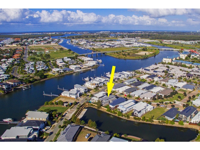 3 Keelson Crescent, Hope Island QLD 4212