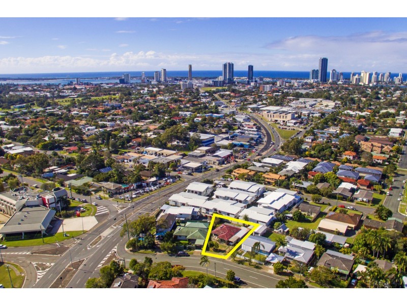 4 Dandar Drive, Southport QLD 4215