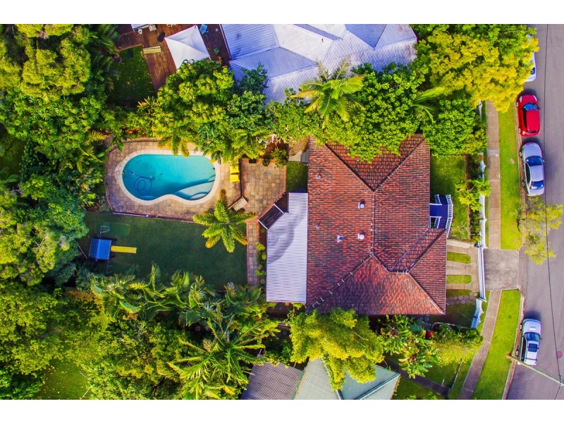 22 Mole Avenue, Southport QLD 4215