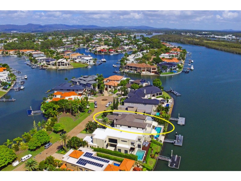 8088 Riverside Drive, Sanctuary Cove QLD 4212