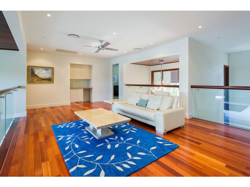 8088 Riverside Drive, Sanctuary Cove QLD 4212