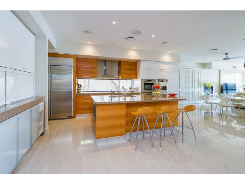 8088 Riverside Drive, Sanctuary Cove QLD 4212