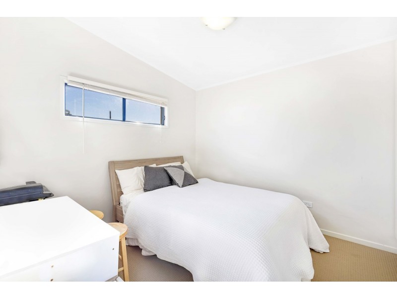 2/31 Brisbane Road, Biggera Waters QLD 4216