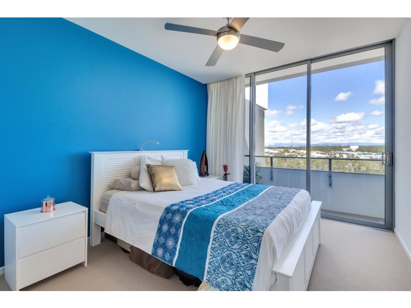 803/15 Compass Drive, Biggera Waters QLD 4216