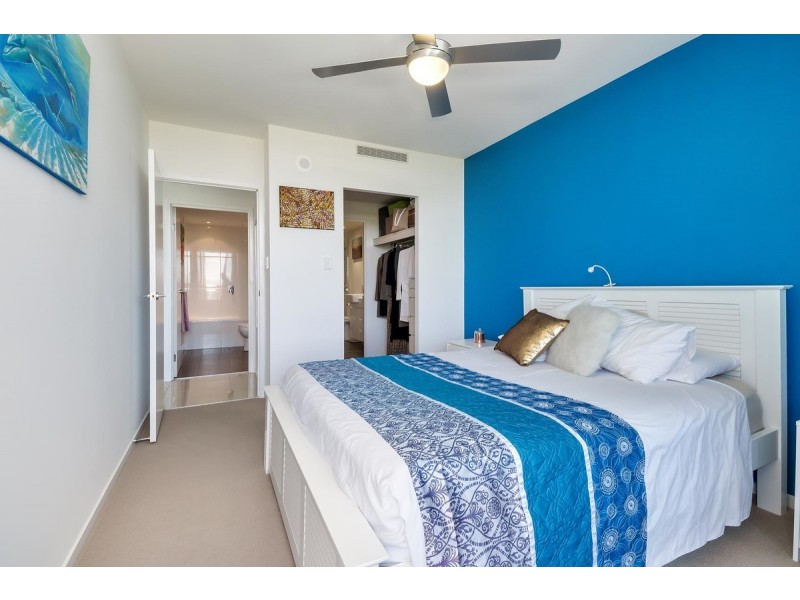 803/15 Compass Drive, Biggera Waters QLD 4216