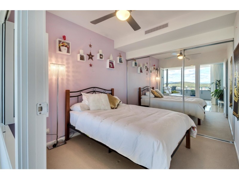 803/15 Compass Drive, Biggera Waters QLD 4216