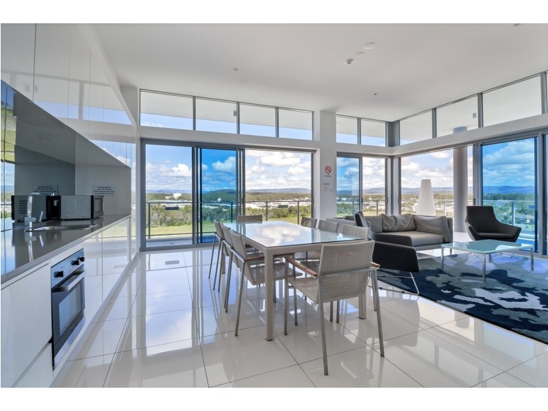 803/15 Compass Drive, Biggera Waters QLD 4216