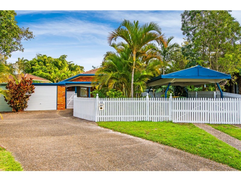 2/12 Warrie Close, Paradise Point QLD 4216