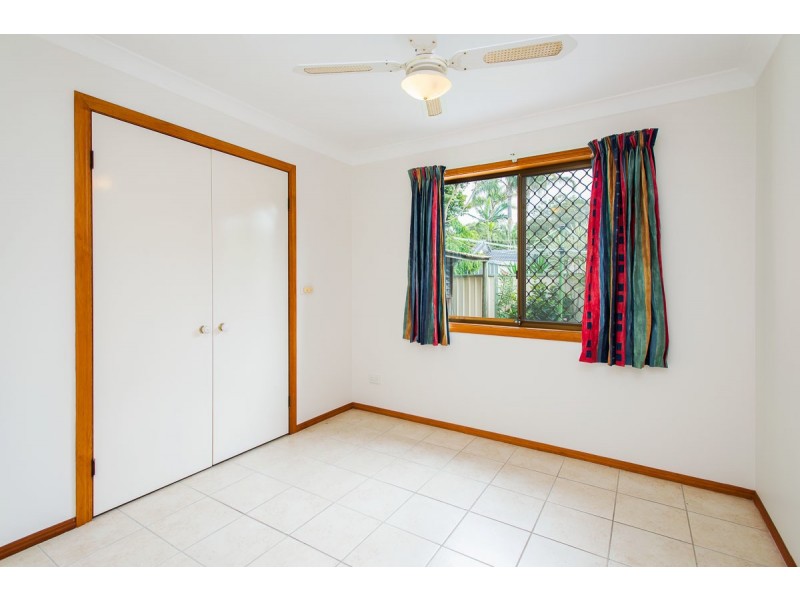 2/12 Warrie Close, Paradise Point QLD 4216