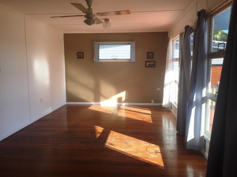 72 Central Street, Labrador QLD 4215