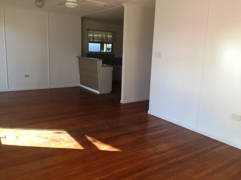 72 Central Street, Labrador QLD 4215