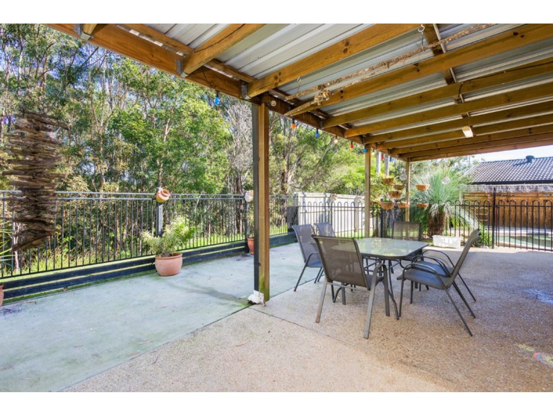 5 Bunker Court, Arundel QLD 4214