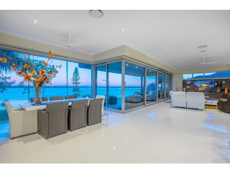 18 Anglers Esplanade, Runaway Bay QLD 4216