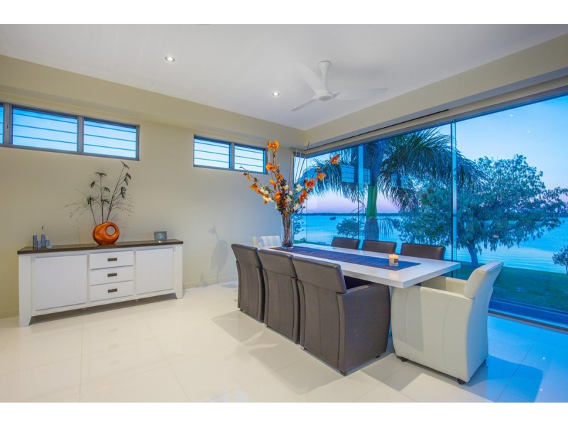 18 Anglers Esplanade, Runaway Bay QLD 4216