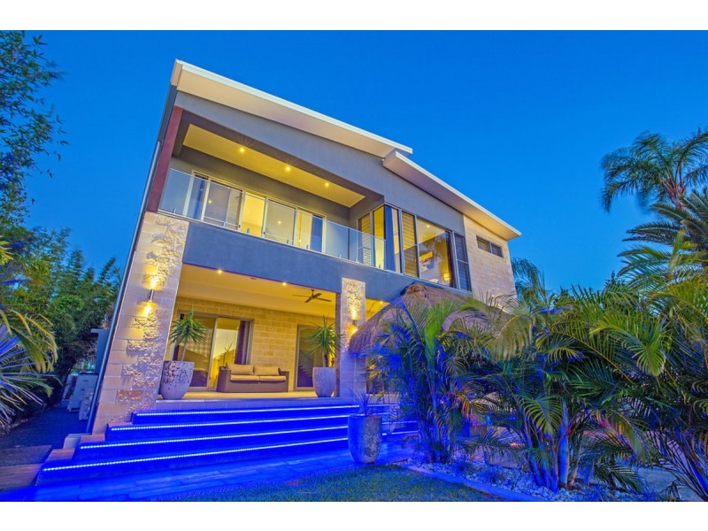 18 Anglers Esplanade, Runaway Bay QLD 4216