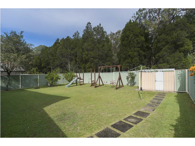 84 Columbus Drive, Hollywell QLD 4216