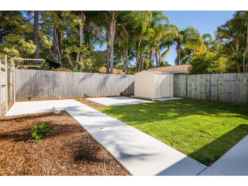 2/9 Sanctuary Court, Coombabah QLD 4216