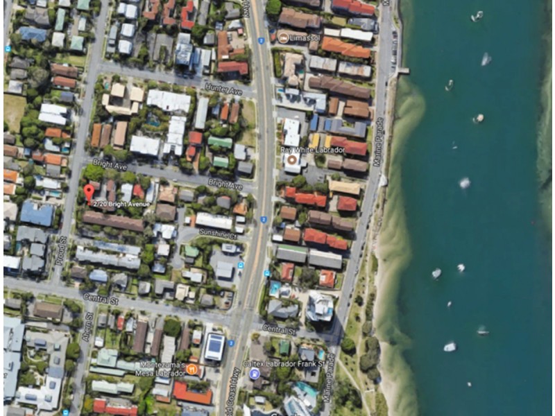 2/20 Bright Avenue, Labrador QLD 4215