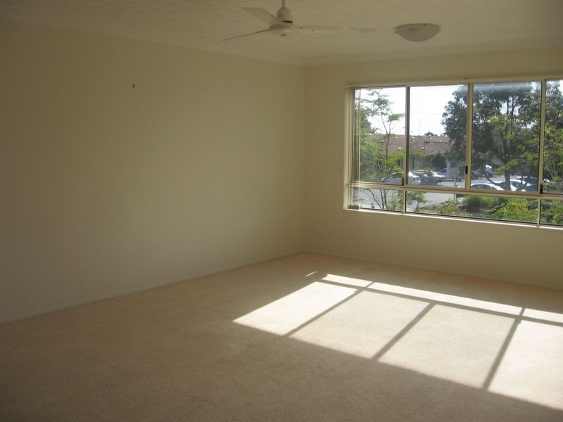 2/62 Brighton Street, Biggera Waters QLD 4216