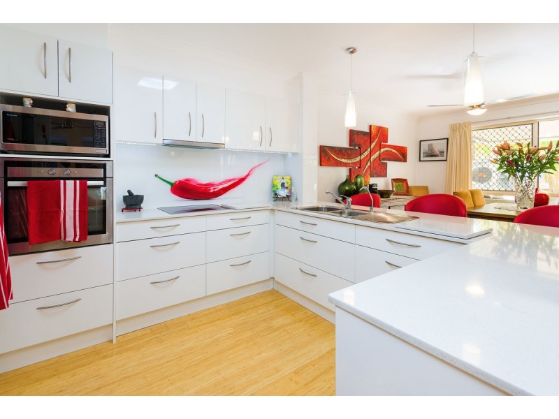 73/88-98 Limetree Parade, Runaway Bay QLD 4216