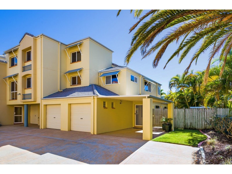 73/88-98 Limetree Parade, Runaway Bay QLD 4216