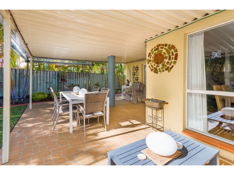 73/88-98 Limetree Parade, Runaway Bay QLD 4216